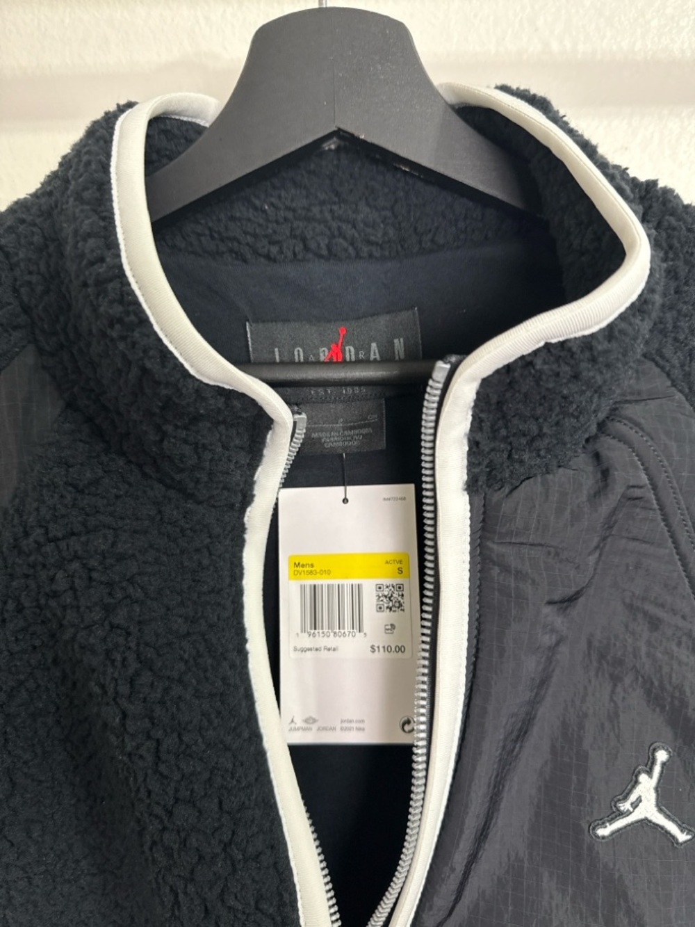 Jordan Black Sherpa Jacket with White Trim - Picture 6 of 6